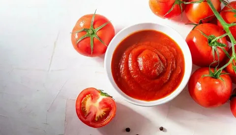 تصویر 4 از رب گوجه فرنگی مزرعه تهیه شده از گوجه های تازه برداشت شده با حفظ تازگی اولیه